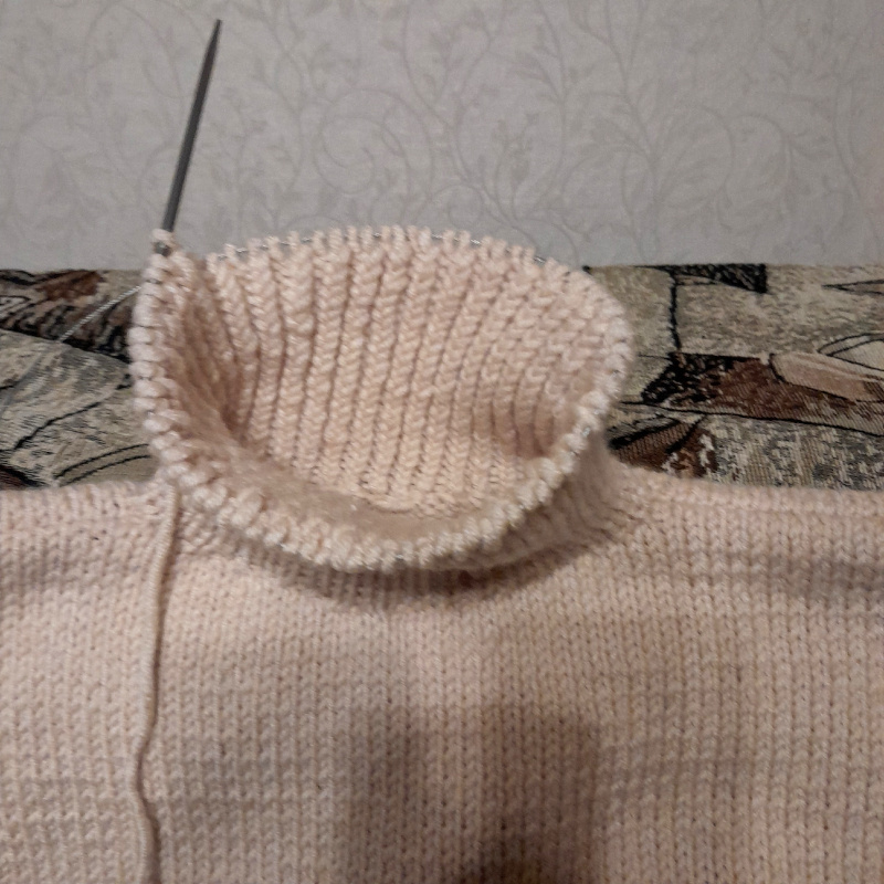 свитер спицами
